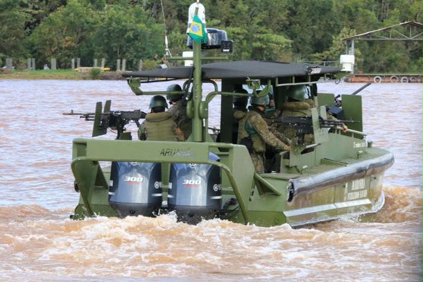 Operação Ágata reforça fiscalização na fronteira de Foz do Iguaçu com apoio das Forças Armadas