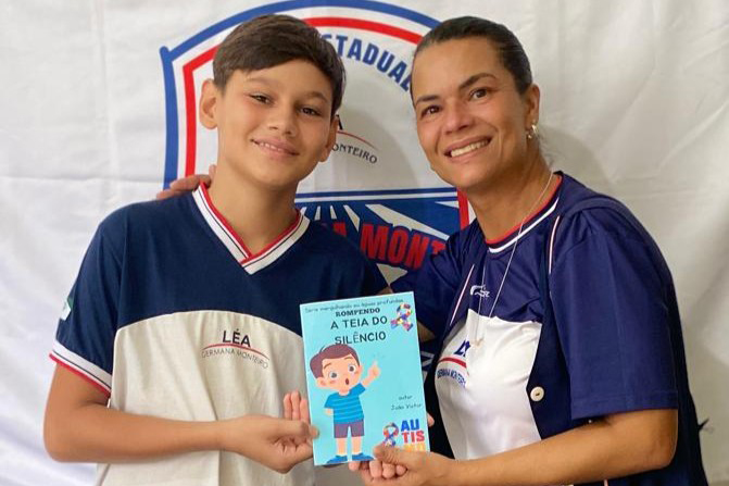 Aos 13 anos, estudante autista transforma sua história em livro e emociona