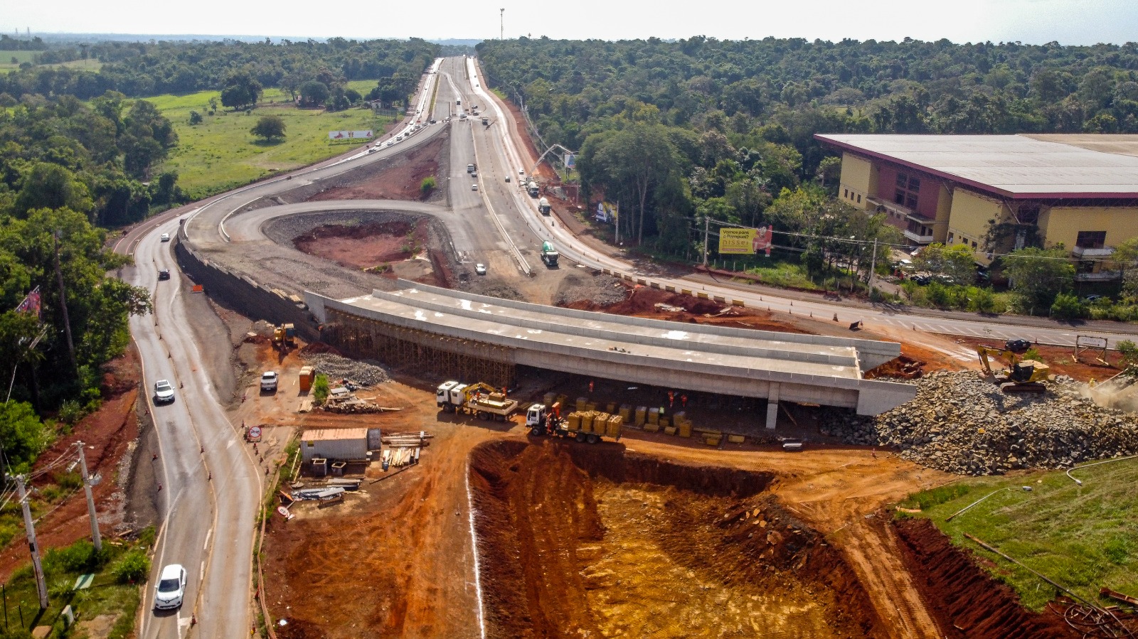 Com financiamento da Itaipu, obra de duplicação da Rodovia das Cataratas atinge 84% de execução