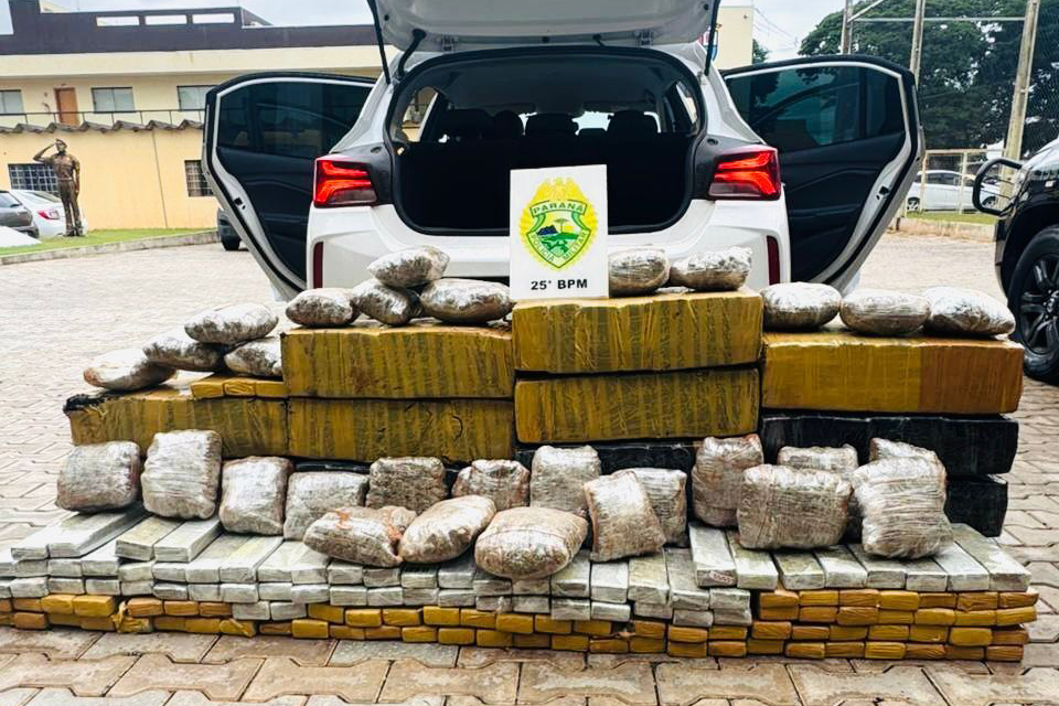 Com ajuda de IA, PM apreende 269 kg de maconha após monitoramento por 120 km no Paraná