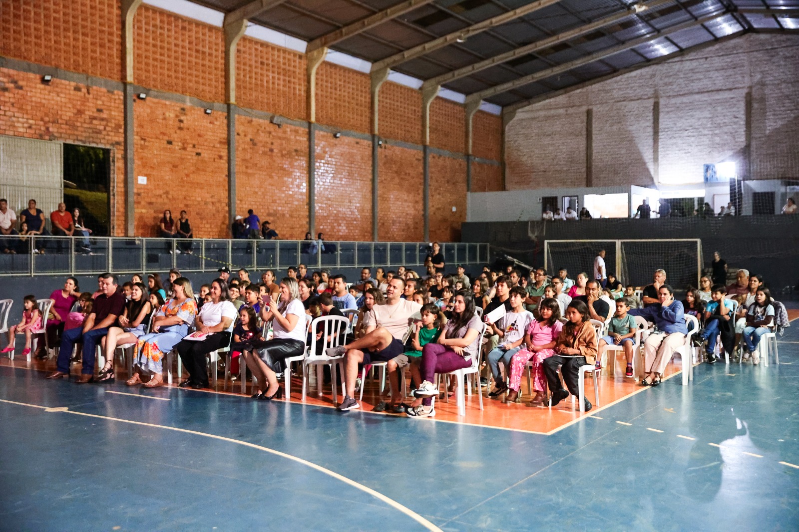 Espetáculo sobre mudanças climáticas organizado por Itaipu e Itaipu Parquetec já mobilizou mais de 600 pessoas no PR