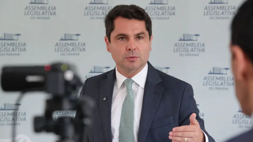 Sem rumo: Curi troca o governo pelo Senado e expõe desorganização política
