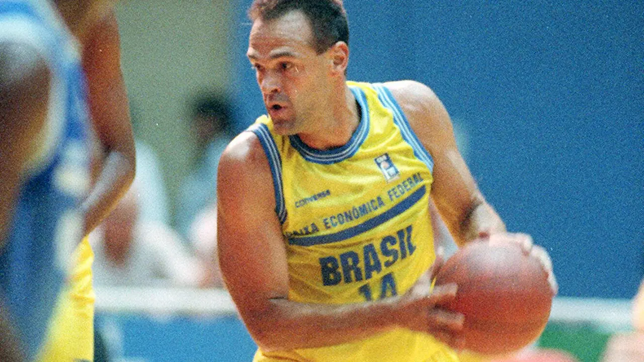 Brasil perde Oscar Schmidt, ícone do basquete mundial, aos 68 anos