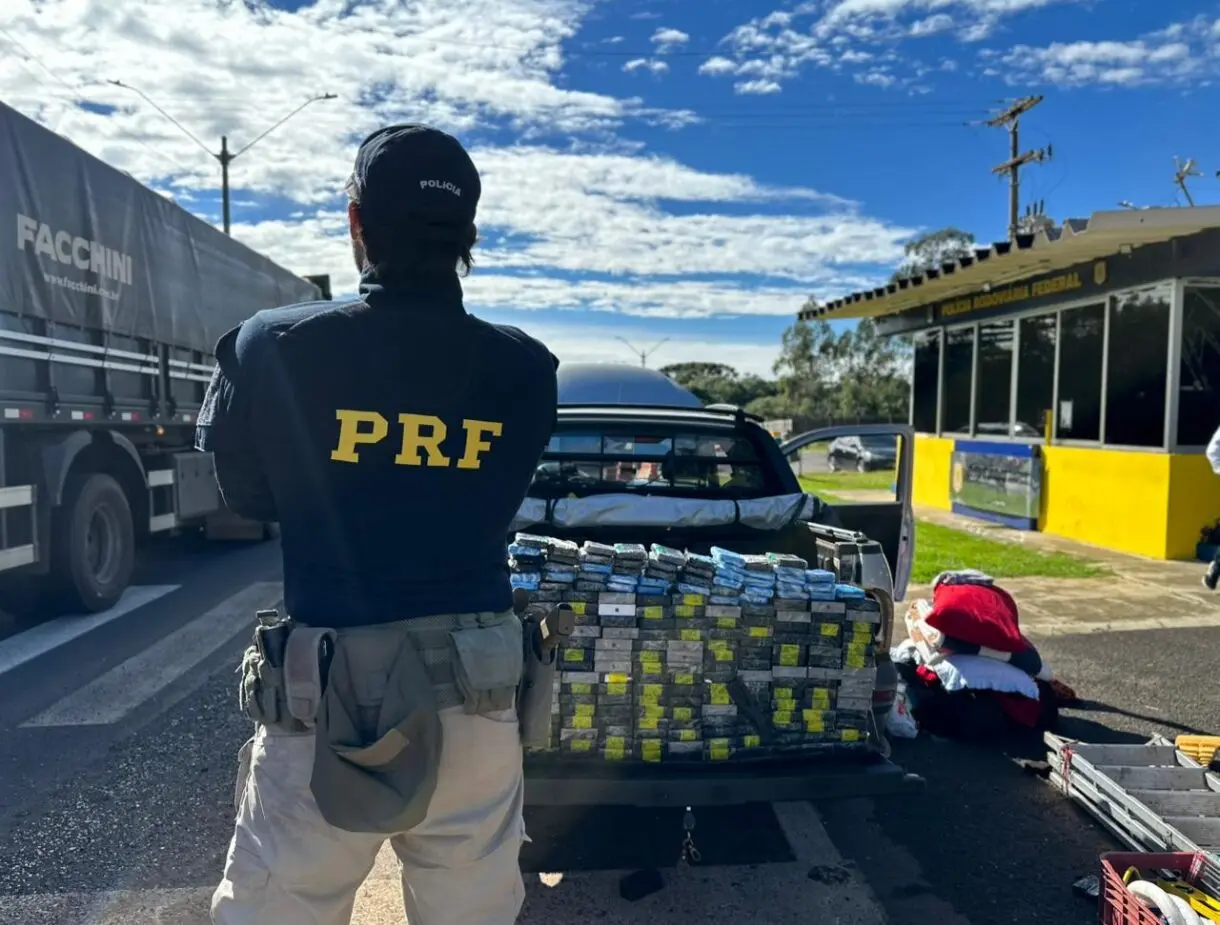 Carga de iPhones que saiu de Foz do Iguaçu é apreendida na BR-277