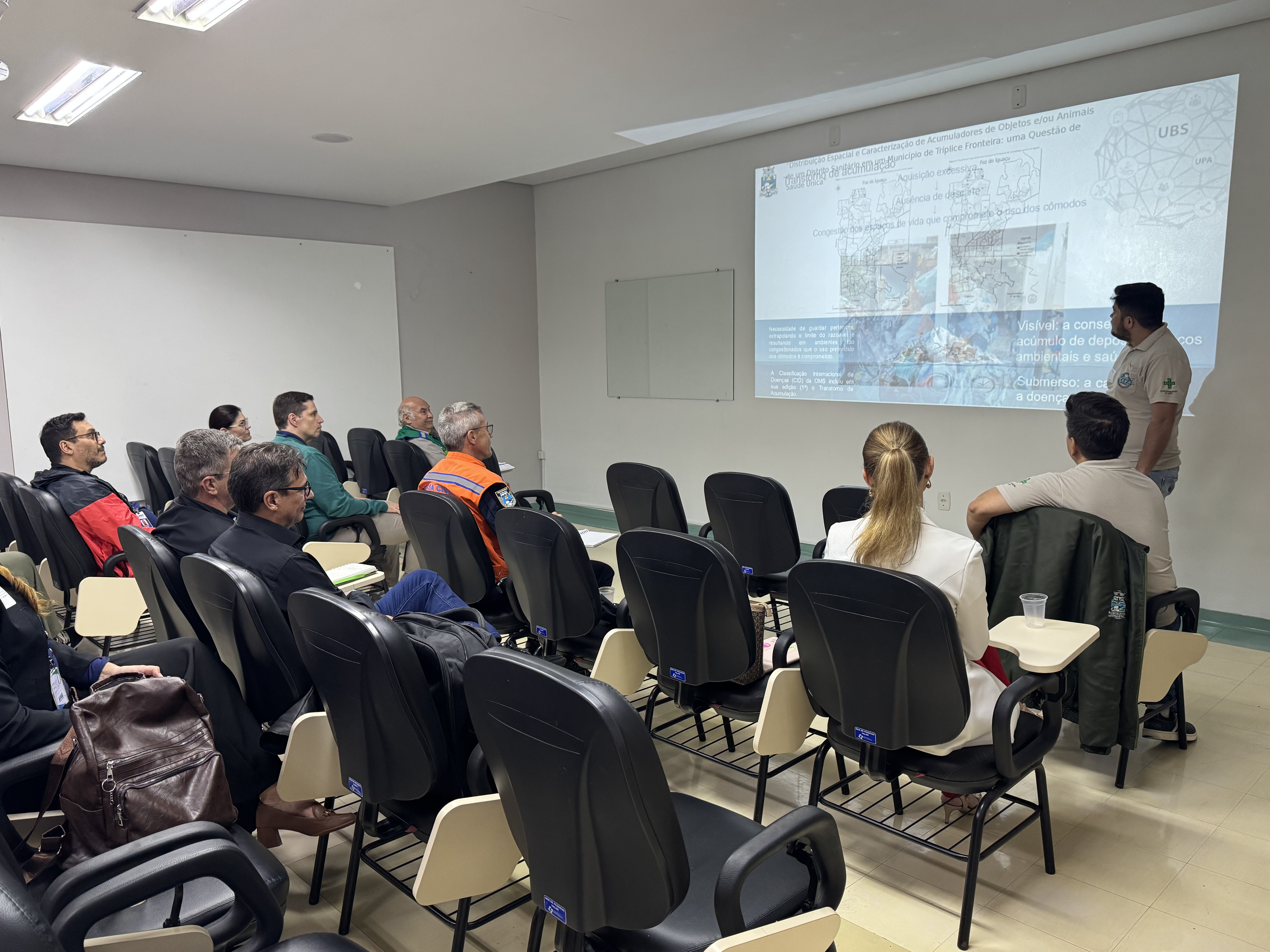 Foz reforça combate ao mosquito: reunião no Hospital Itamed define novas estratégias