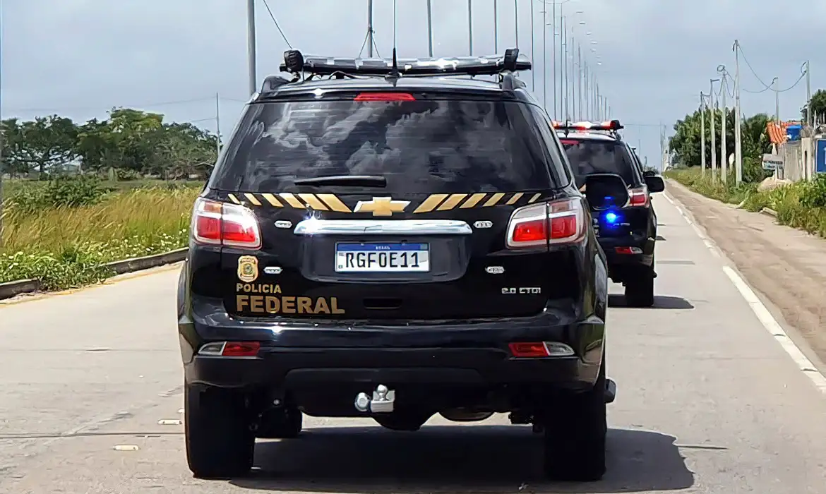 PF apreende armas destinadas a facções criminosas