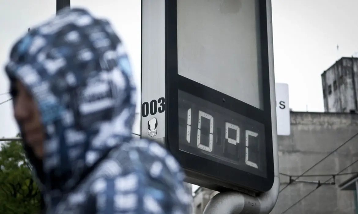 Frio predomina no Paraná neste sábado, mas sem previsão de geada