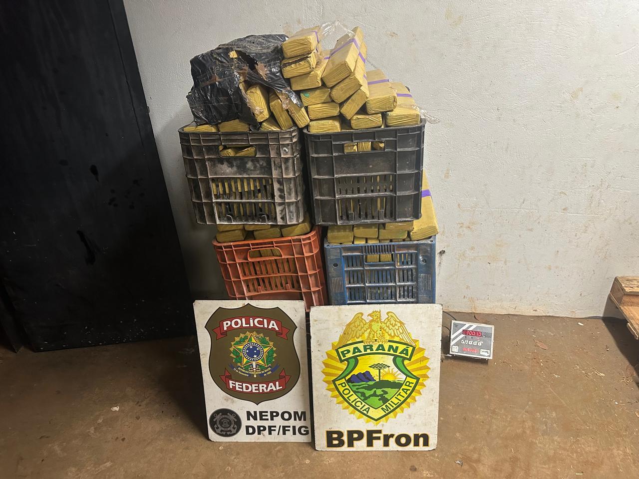 Polícia Federal e PM apreendem cerca de 300 kg de maconha em Foz do Iguaçu