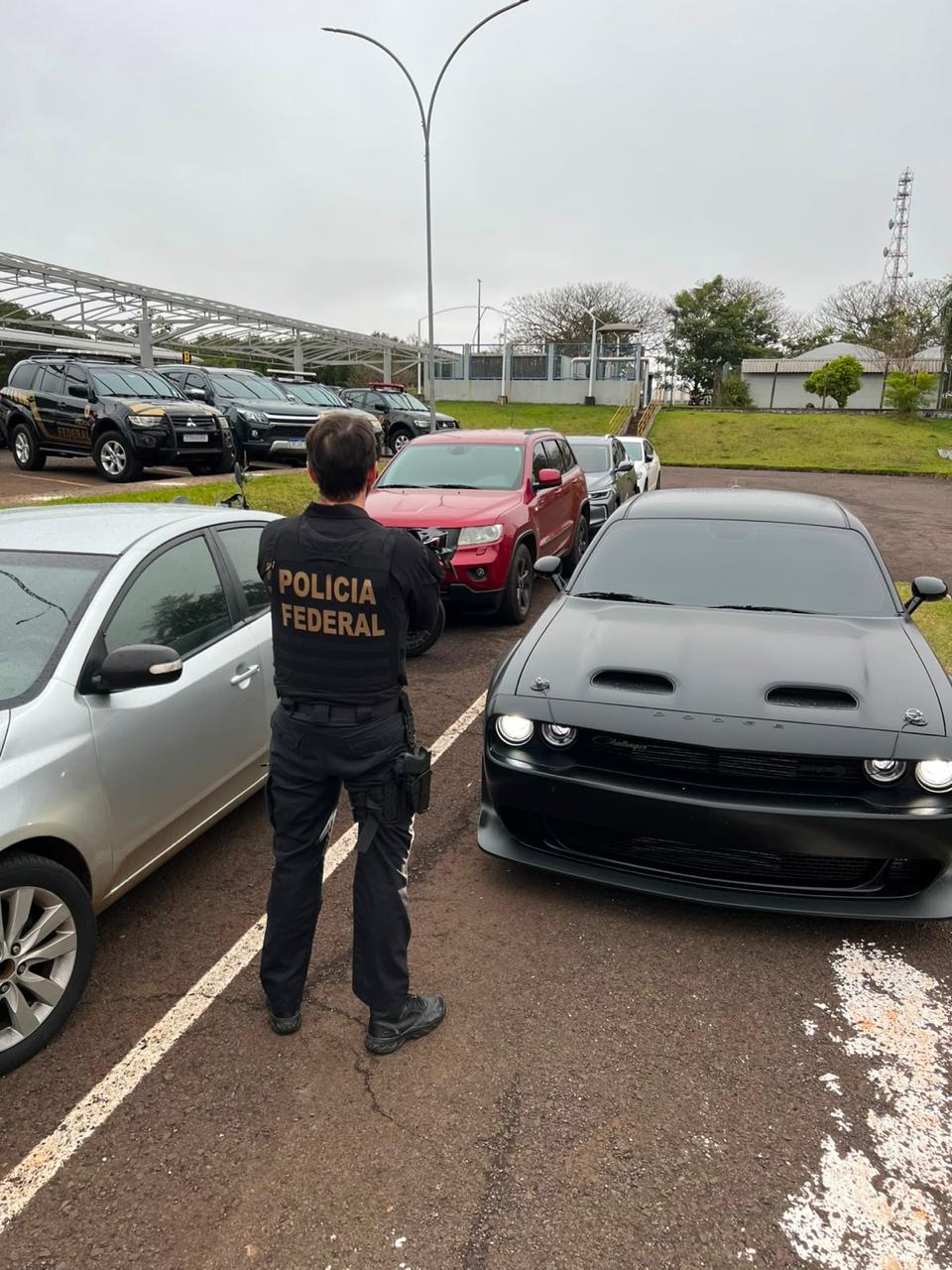 Polícia Federal deflagra Operação Lastro Oculto contra esquema de lavagem de dinheiro em Foz do Iguaçu