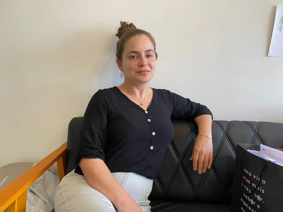 Servidora com TEA é demitida por justa causa após denunciar falta de acessibilidade na Celepar