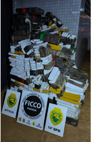 AÇÃO INTEGRADA APREENDE MAIS DE UMA TONELADA DE MACONHA E PRENDE SUSPEITO EM SÃO MIGUEL DO IGUAÇU