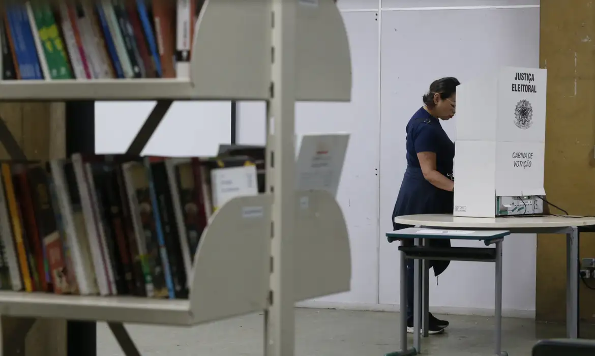 Decreto autoriza atuação das Forças Armadas nas eleições de 2026