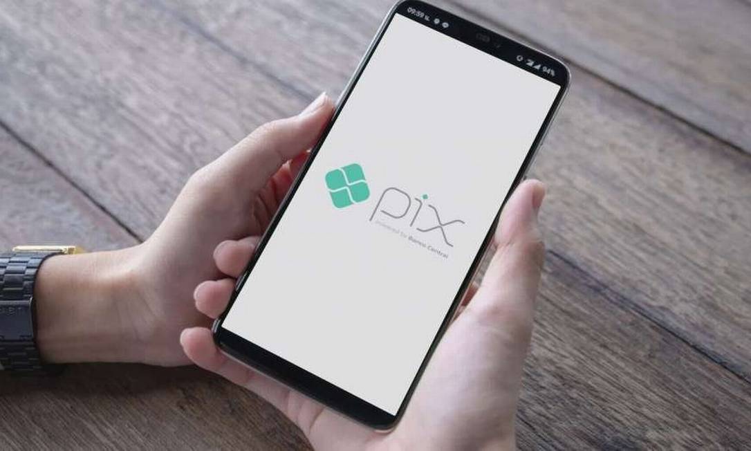 Nova lei autoriza pagamento automático da pensão alimentícia via Pix