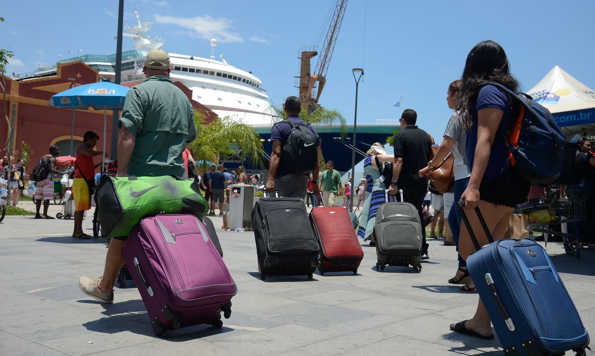 Brasil é o 4º país que mais ampliou o turismo internacional, aponta OCDE