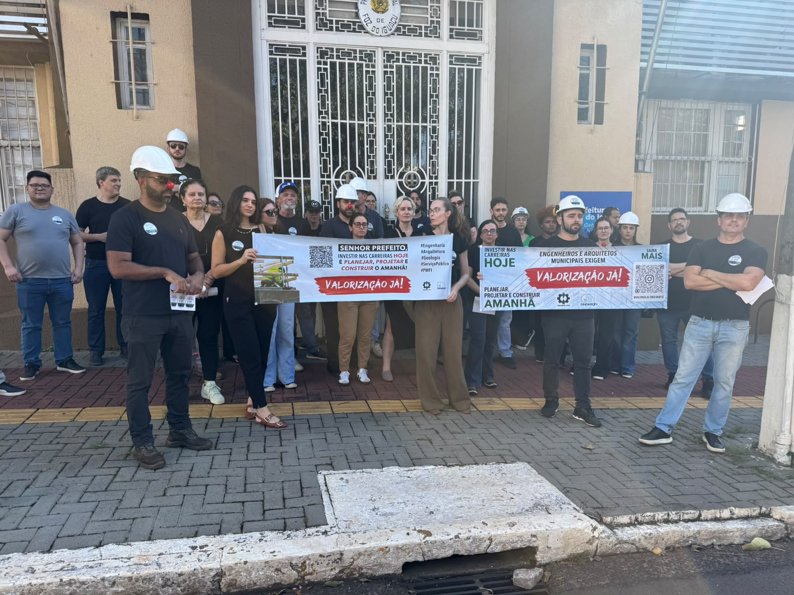 "Foz desvaloriza engenheiros e arquitetos", dizem sindicatos ao cobrar reajuste salarial