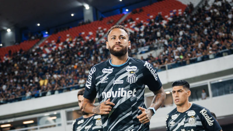 Provocação de Neymar após vitória do Santos termina em confusão e reação do presidente do Remo