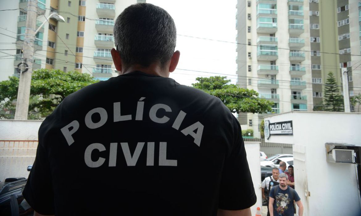 Operação bloqueia R$ 11 milhões do Comando Vermelho em esquema com clube e pousada de luxo