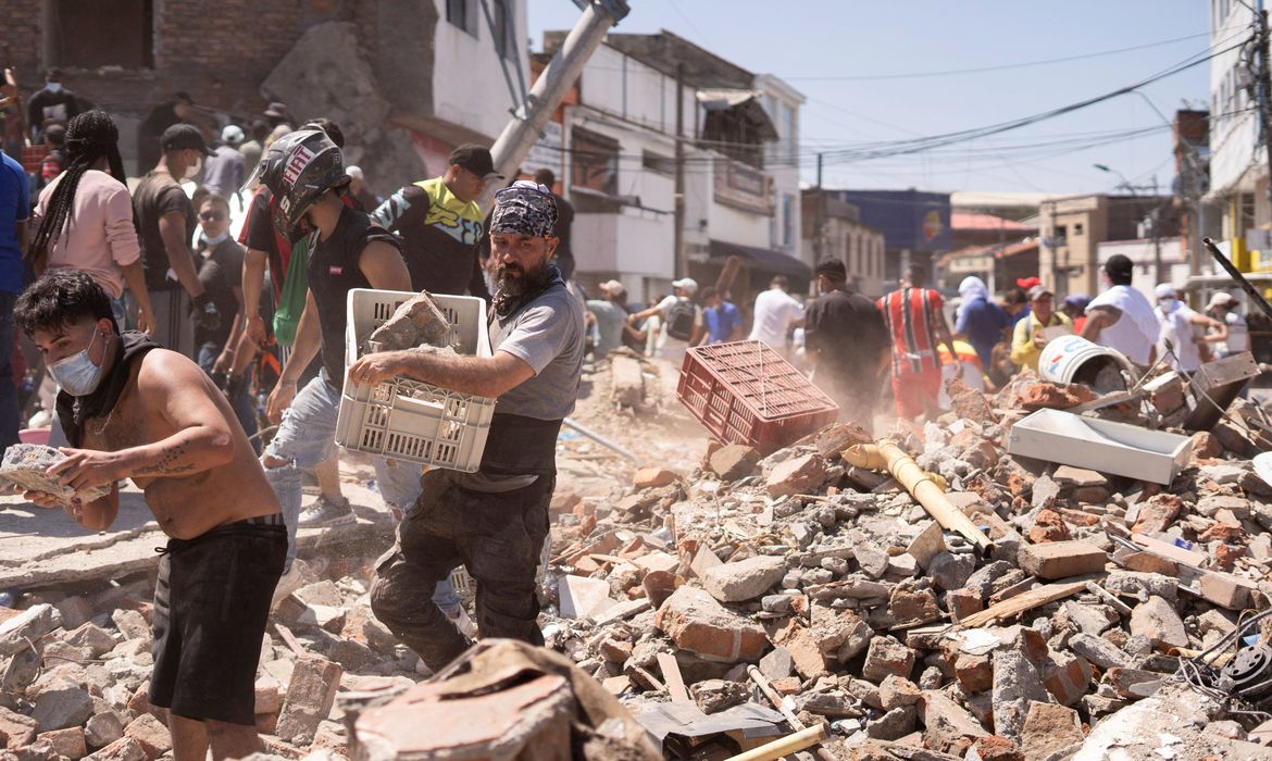 Terremoto causa destruição e deixa ao menos 20 mortos na Colômbia