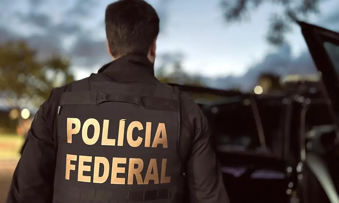 PF bloqueia R$ 1,1 bilhão em operação contra lavagem de dinheiro ligada a bets