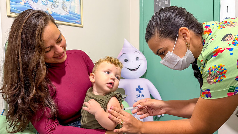 Foz do Iguaçu inicia campanha para atualizar vacinação de crianças e adolescentes