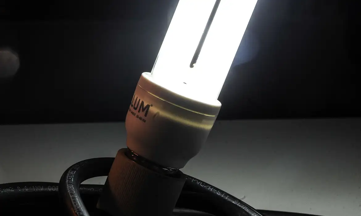Conta de luz terá bandeira amarela em setembro