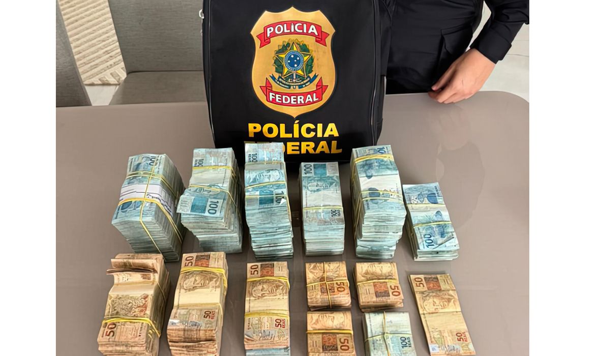 Operação mira suspeitas de fraude em contratos públicos e desvio de recursos federais