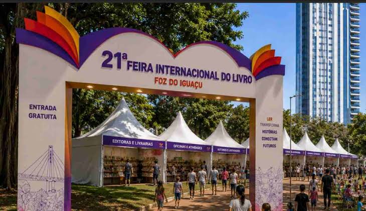 Feira do Livro reúne 35 mil pessoas e marca edição de grande movimento em Foz