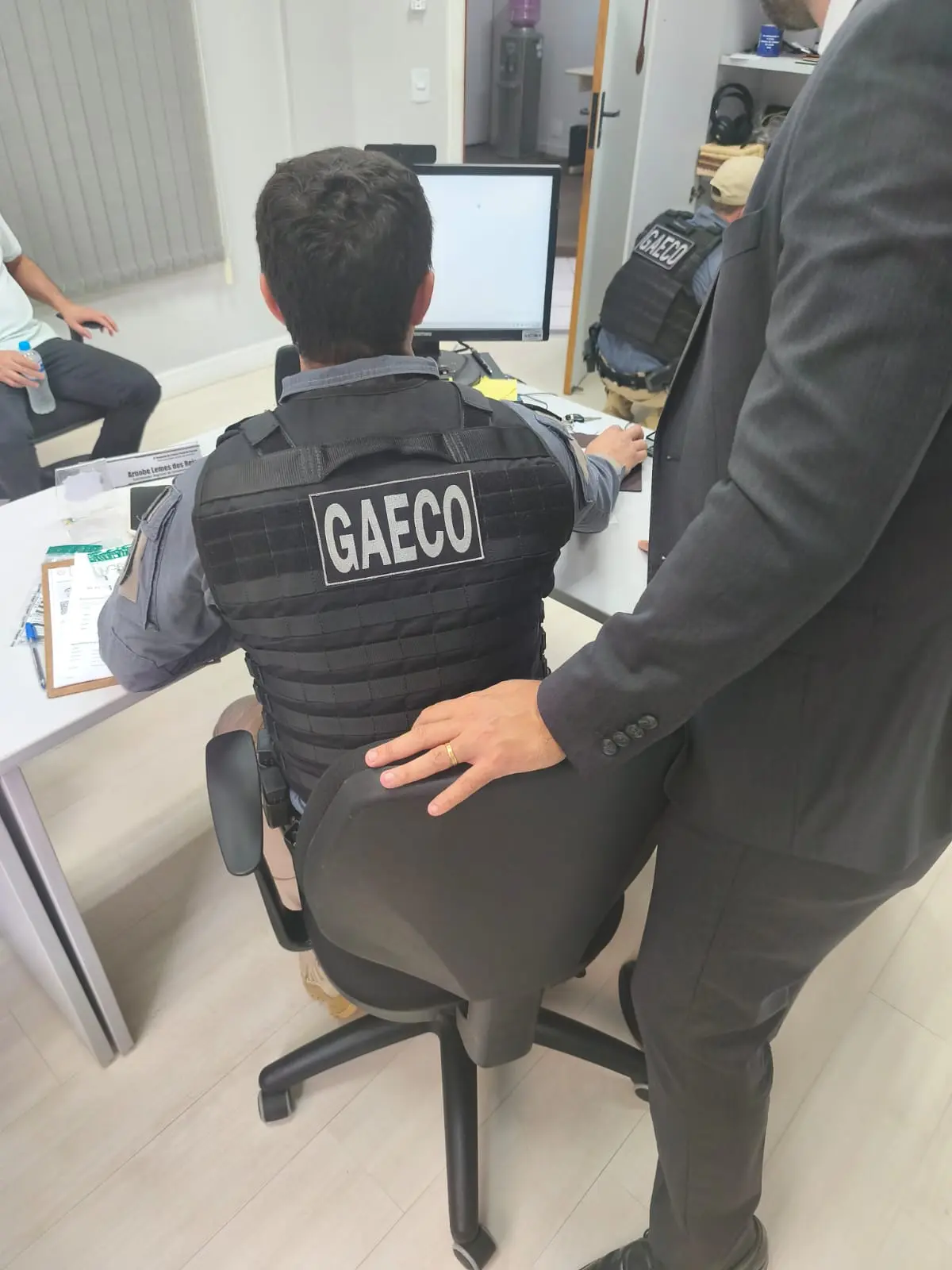 Gaeco mira policiais penais em investigação sobre benefícios ilegais a detentos em Umuarama