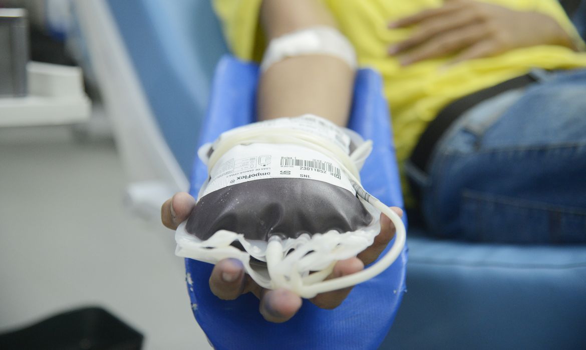 Novas regras ampliam possibilidade de doação de sangue para pessoas acima dos 70 anos