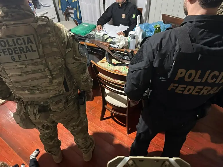 Policial militar é preso com armas e carne de caça durante operação no Parque Nacional do Iguaçu
