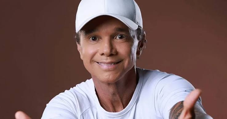 Morre Netinho, ícone do axé que marcou gerações com o sucesso “Milla”, aos 60 anos