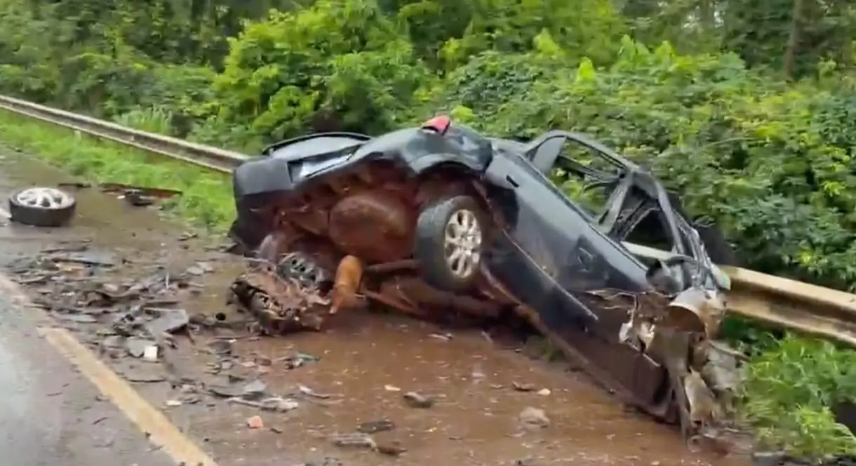 Feriadão nas rodovias do Paraná termina com mortes, feridos e quase 2 mil flagrantes de excesso de velocidade