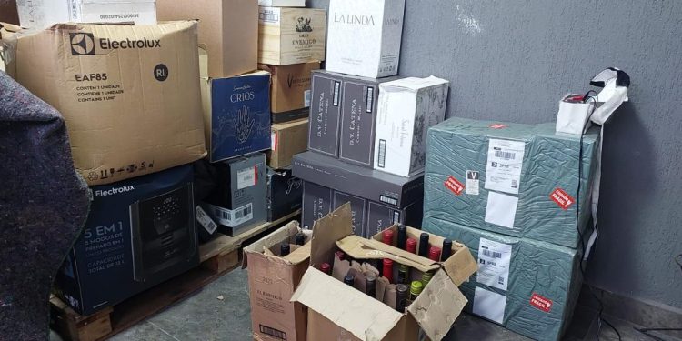 PF mira rede de vinhos argentinos e coloca Foz no centro de investigação nacional