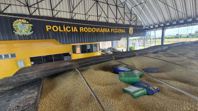 Apreensão de 3 toneladas de maconha é registrada pela PRF em Guaíra