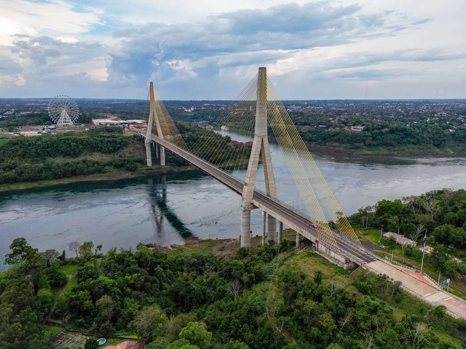 Presidente Lula participa da abertura oficial da Ponte da Integração Brasil-Paraguai, nesta sexta-feira (19)