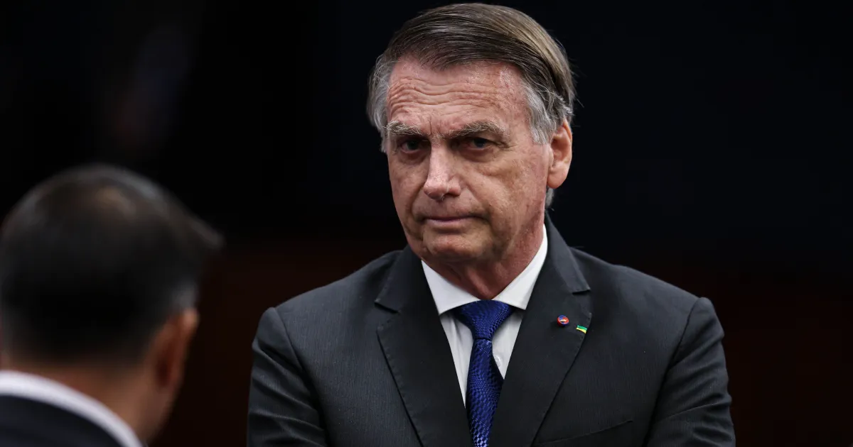 PGR dá parecer favorável à prisão domiciliar de Bolsonaro
