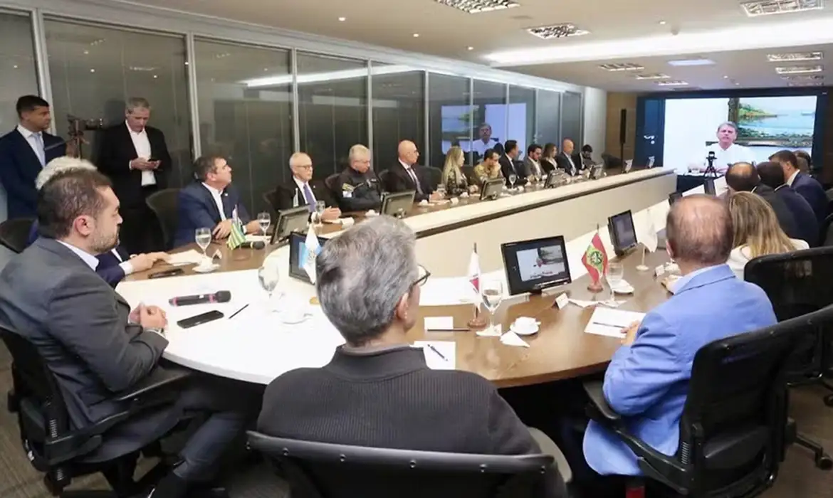 Sete governadores anunciam “Consórcio da Paz” após operação no Rio