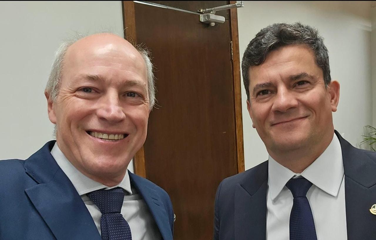União Brasil Foz do Iguaçu oficializa nova diretoria sob a liderança de José Elias Castro Gomes e alinhamento com Sergio Moro