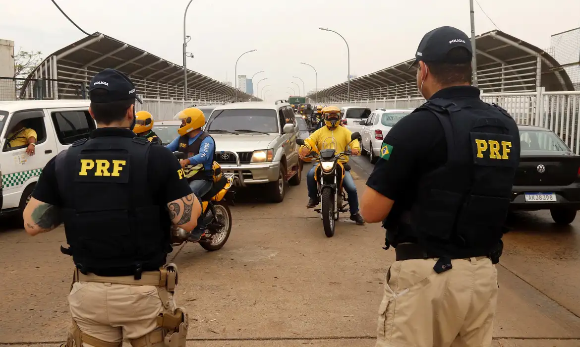 Crimes na tríplice fronteira são tema do Caminhos da Reportagem