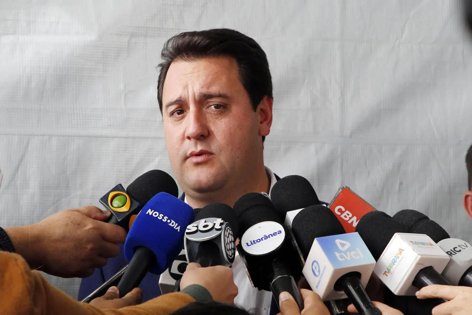 Ratinho Junior critica prisão de Bolsonaro e cita laudos sobre saúde do ex-presidente: “Insensibilidade do judiciário”