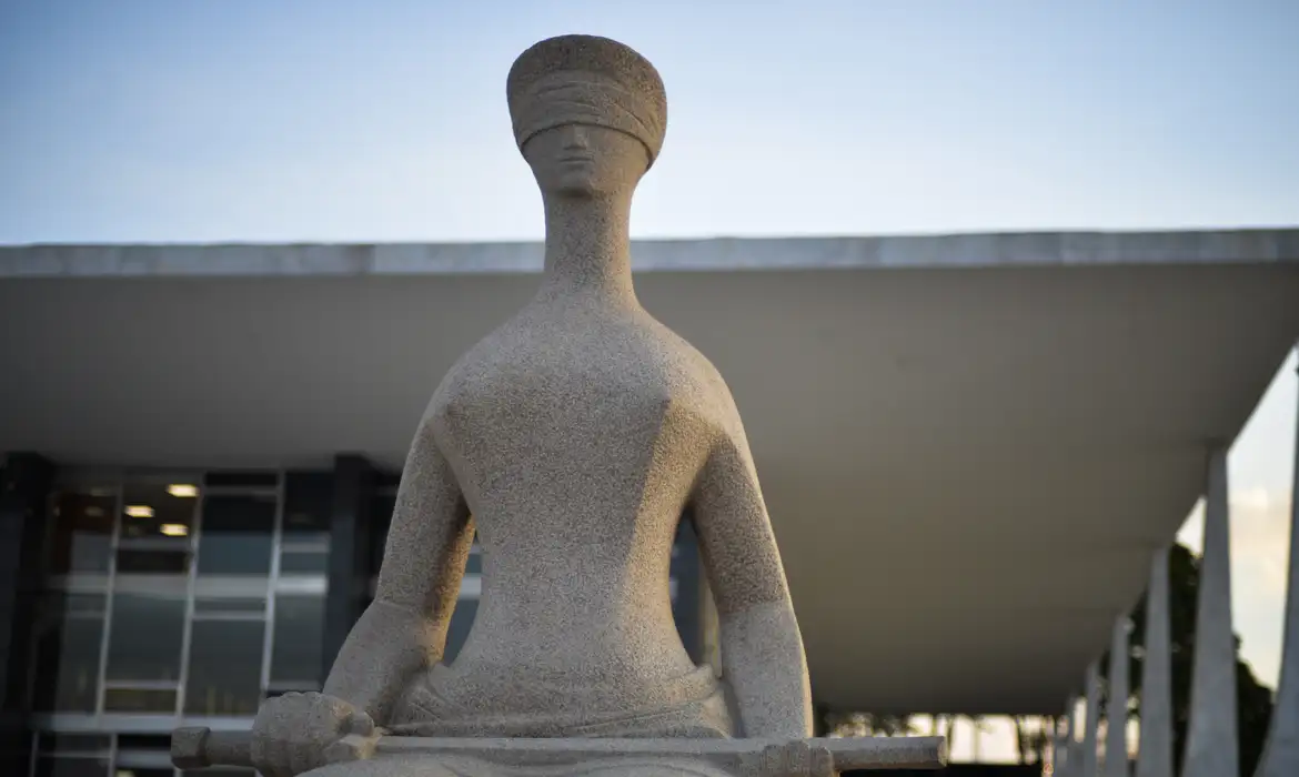 Moraes manda soltar réu do 8/1 após erro judicial
