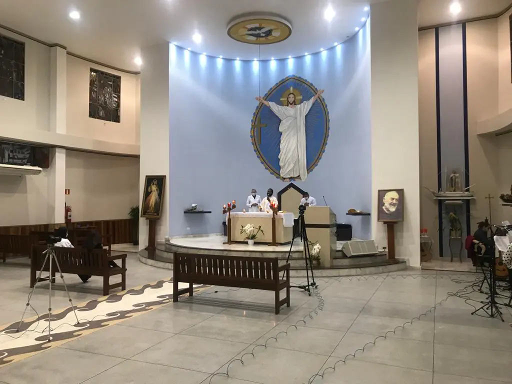 Padre é denunciado por importar sexualmente de jovem de 20 anos no Litoral do Paraná