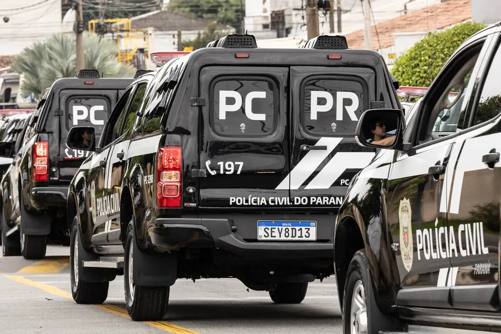 Agente da Polícia Civil é afastado no PR após denúncias de estupro e revistas íntimas ilegais