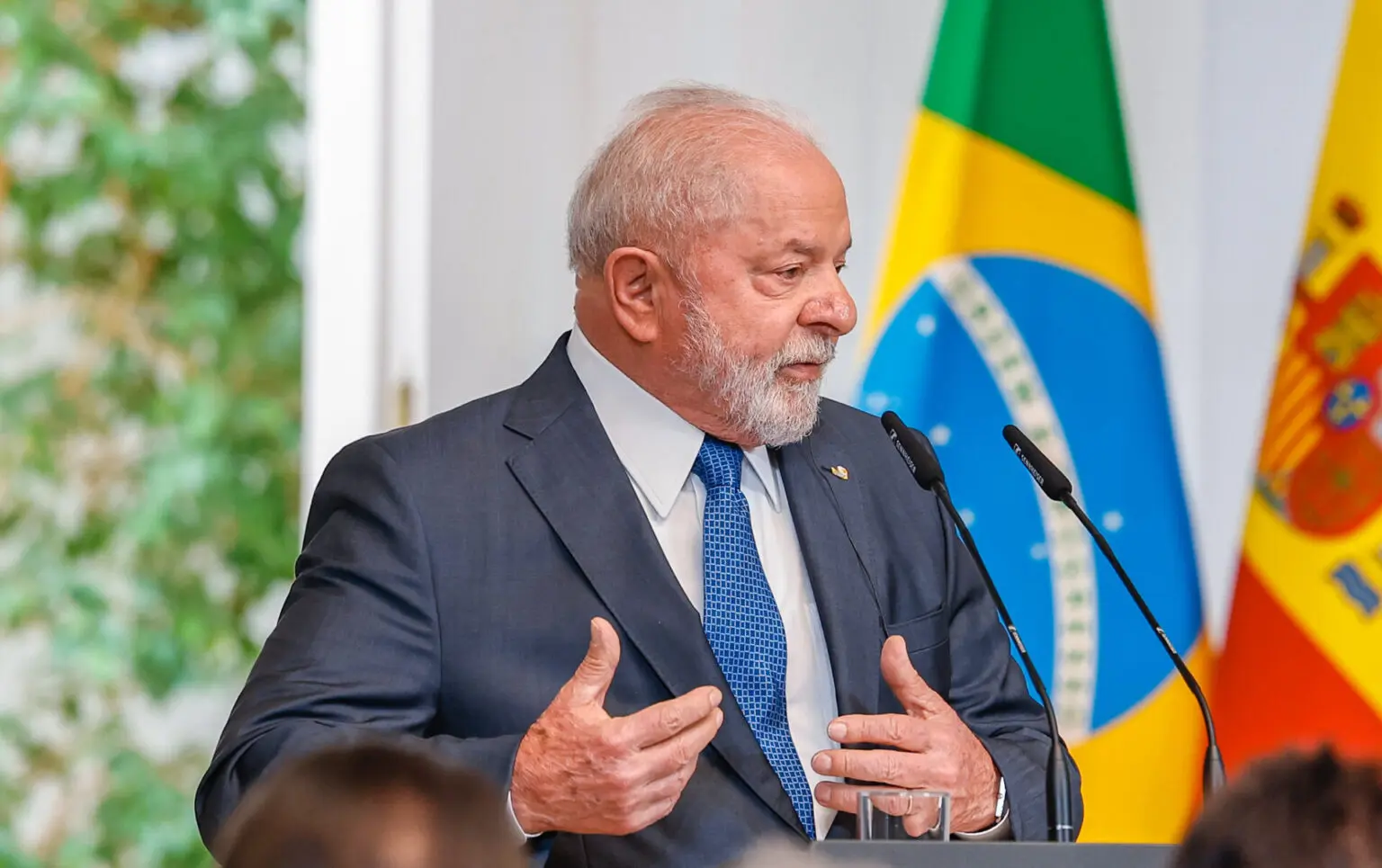Lula diz que ataques à Venezuela e prisão de Maduro são ‘inaceitáveis’